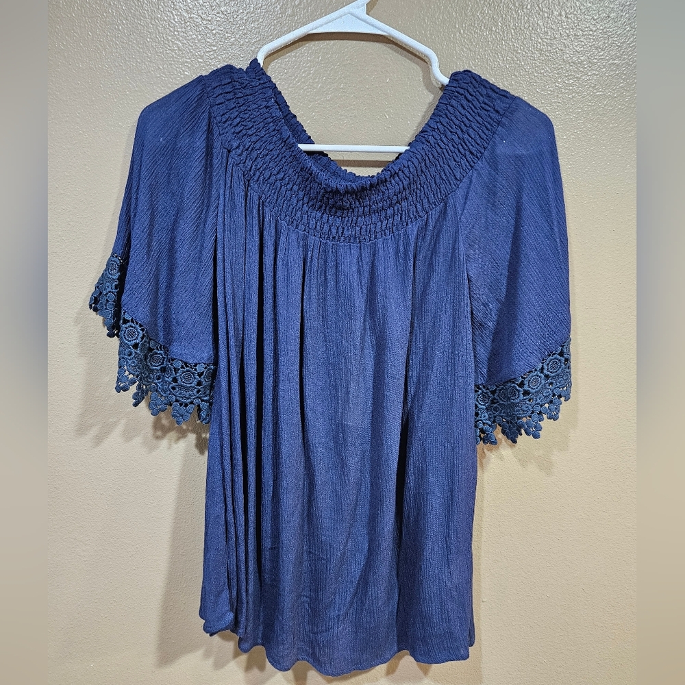 Eesome Off The Shoulder Top